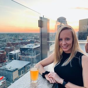 Meet your Posher, Nicole